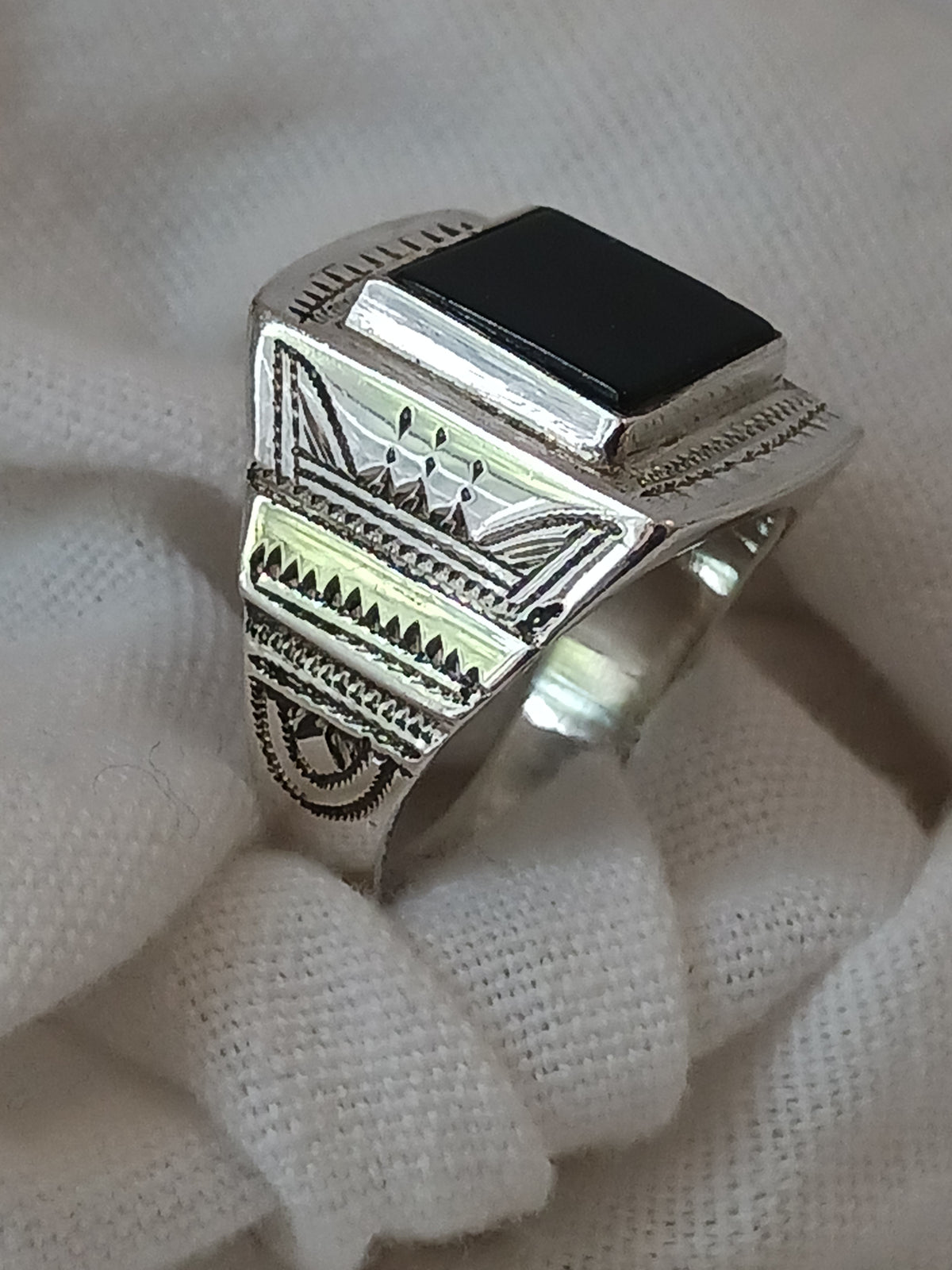 Bague touareg en argent massif