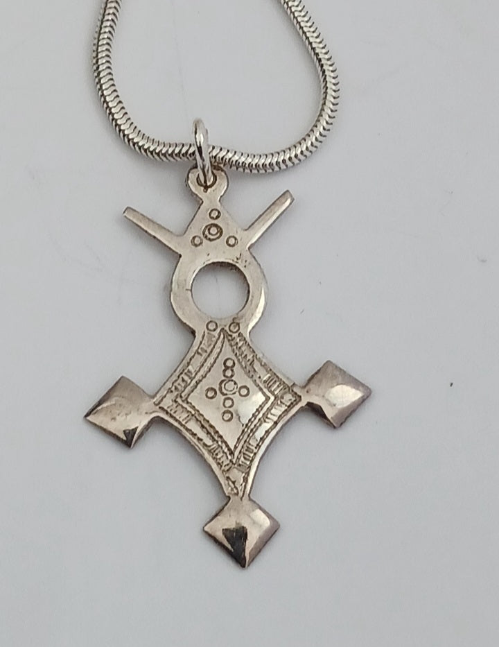 Collier Croix touareg en argent massif