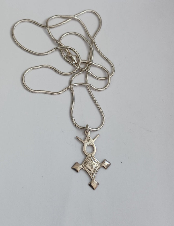 Collier Croix touareg en argent massif