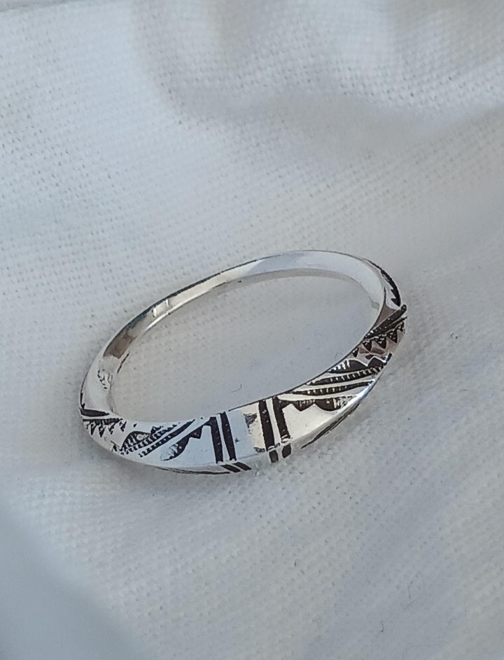 Bague touareg en argent massif