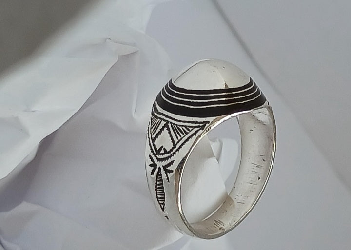 Bague touareg en argent massif