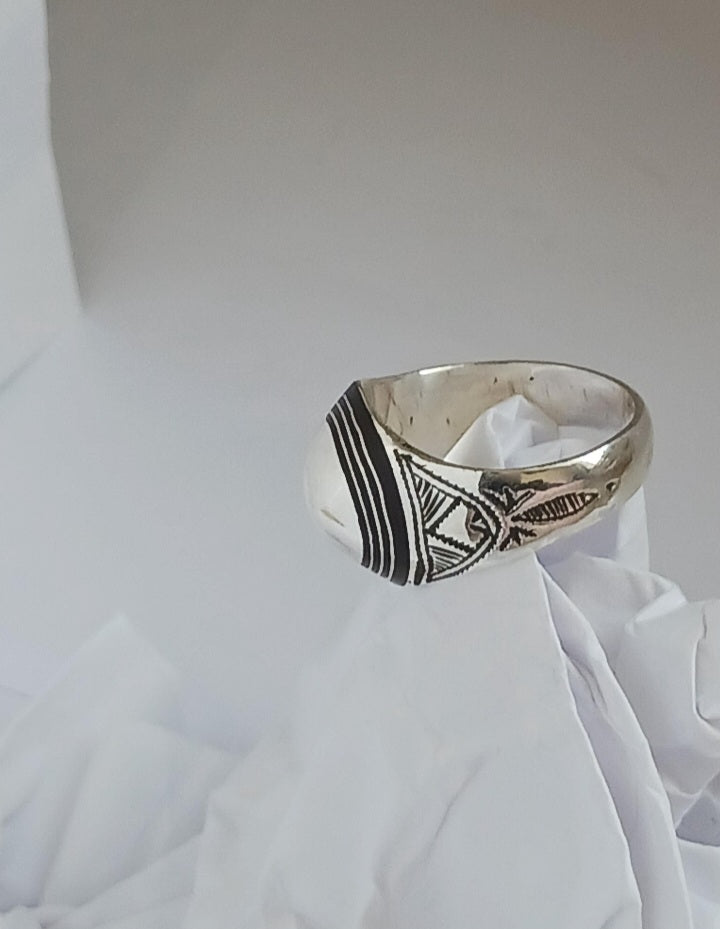 Bague touareg en argent massif