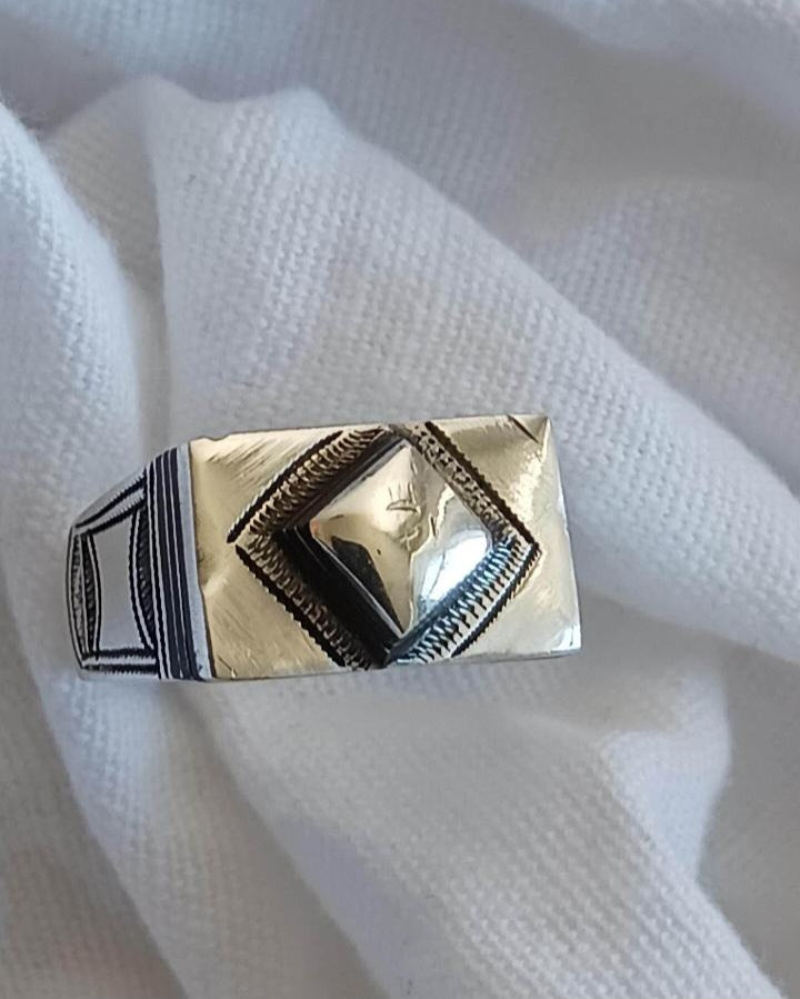 Bague touareg en argent massif