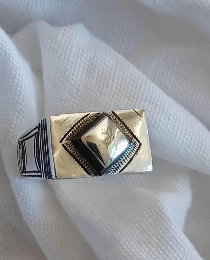 Bague touareg en argent massif