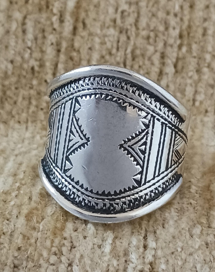 Bague touareg en argent massif