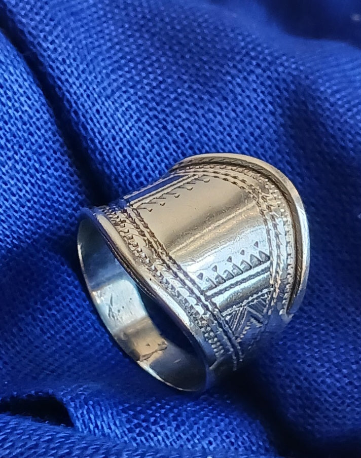 Bague touareg en argent massif