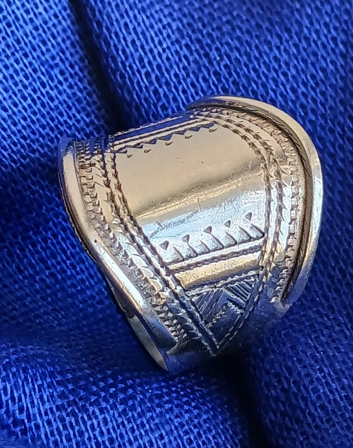 Bague touareg en argent massif