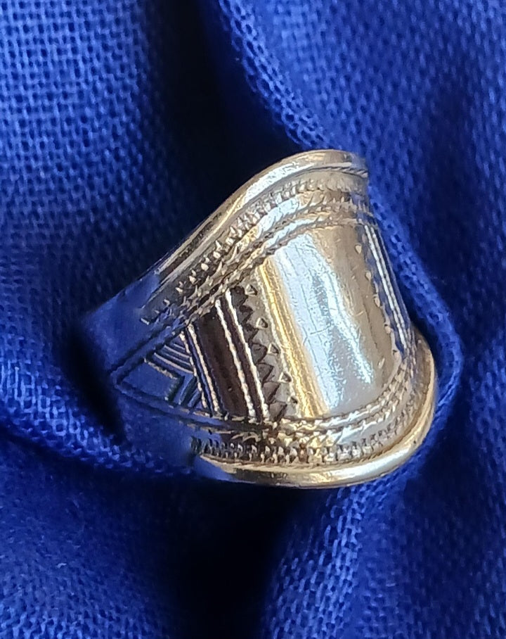 Bague touareg en argent massif
