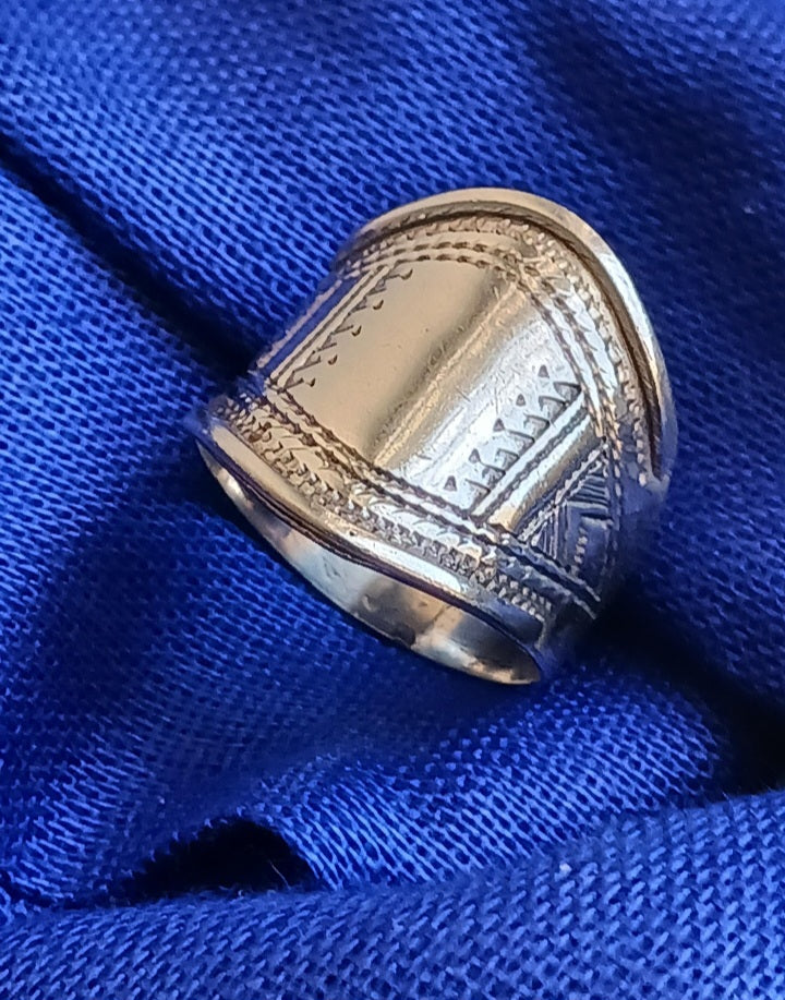 Bague touareg en argent massif