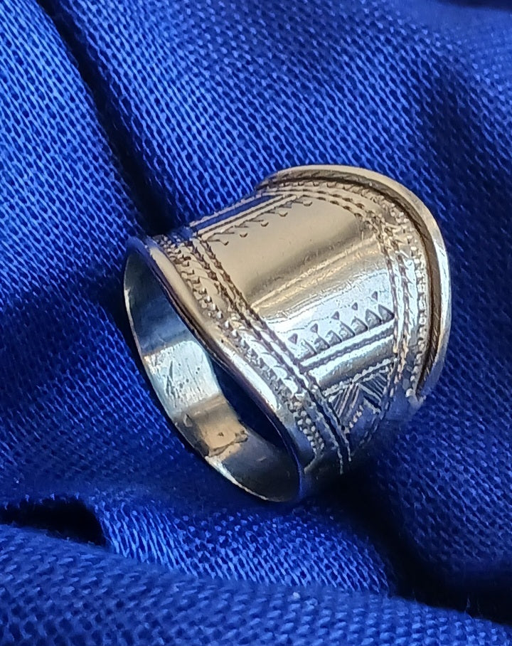 Bague touareg en argent massif
