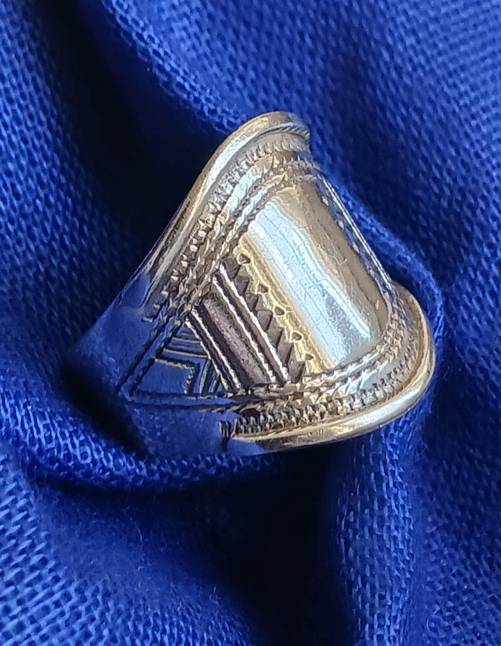 Bague touareg en argent massif