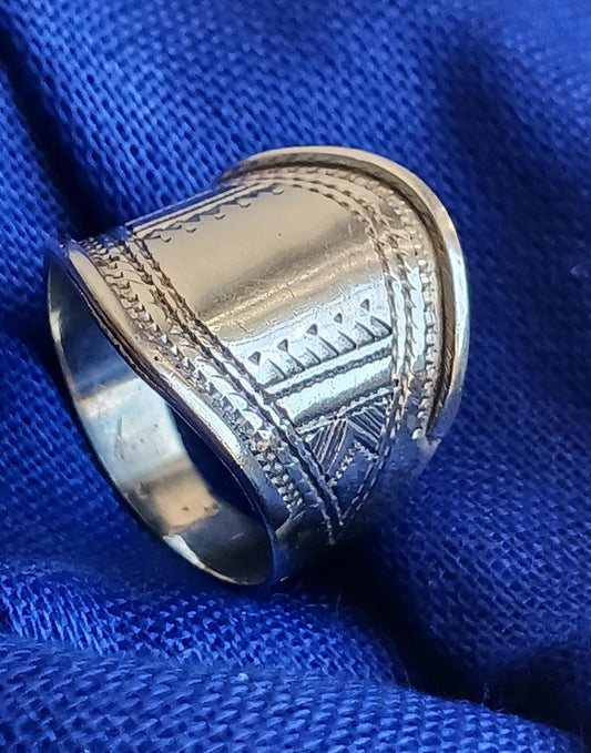 Bague touareg en argent massif