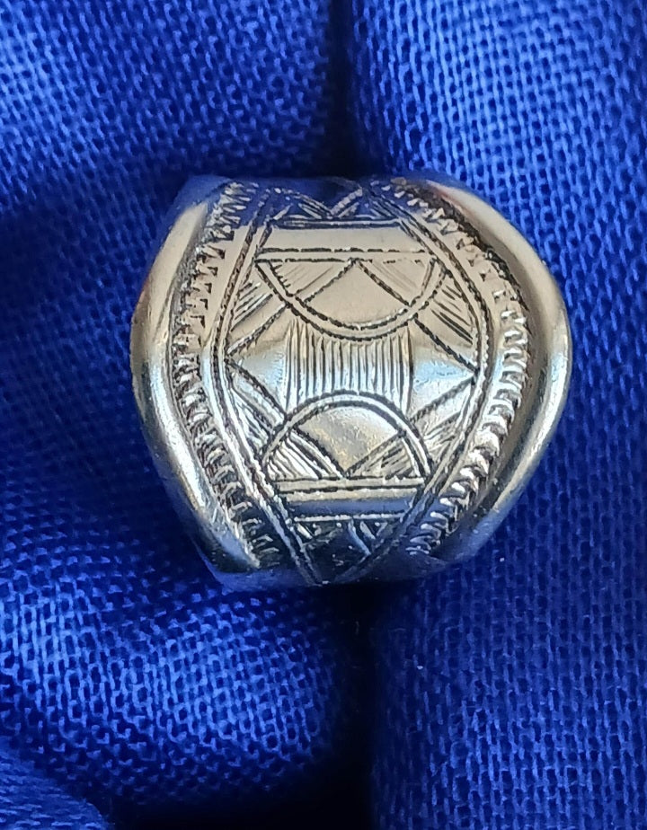Bague touareg en argent massif