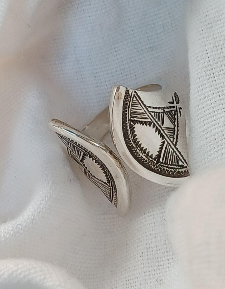 Bague touareg en argent massif