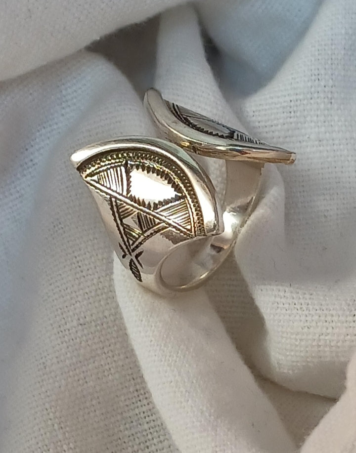 Bague touareg en argent massif