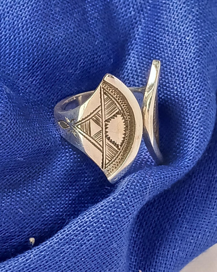 Bague touareg en argent massif