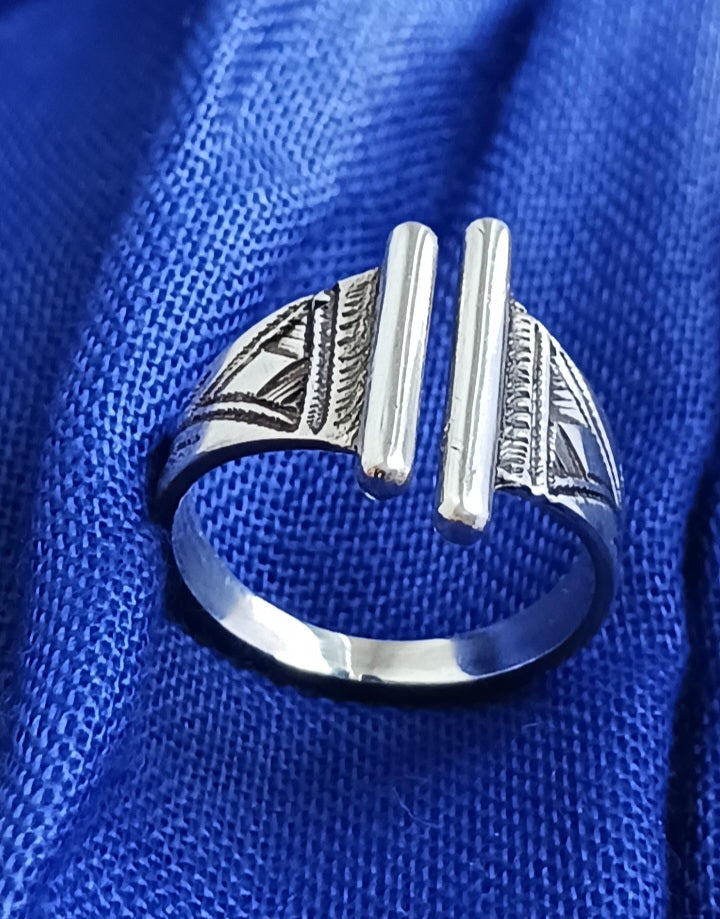 Bague touareg en argent massif