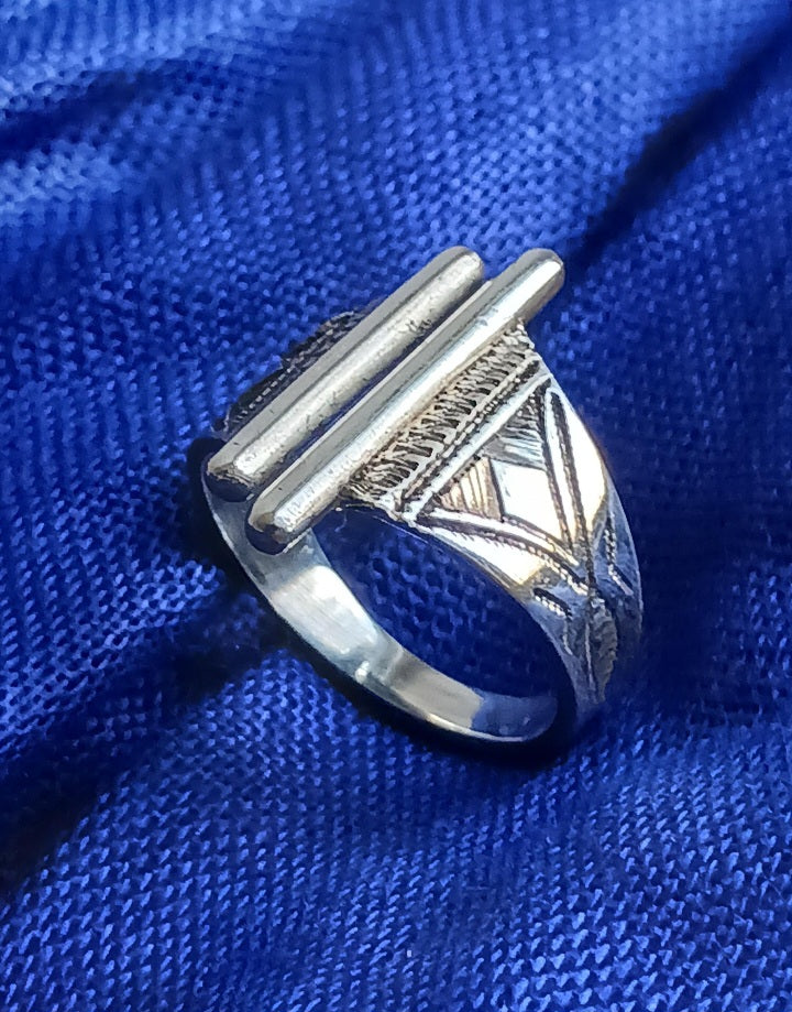Bague touareg en argent massif
