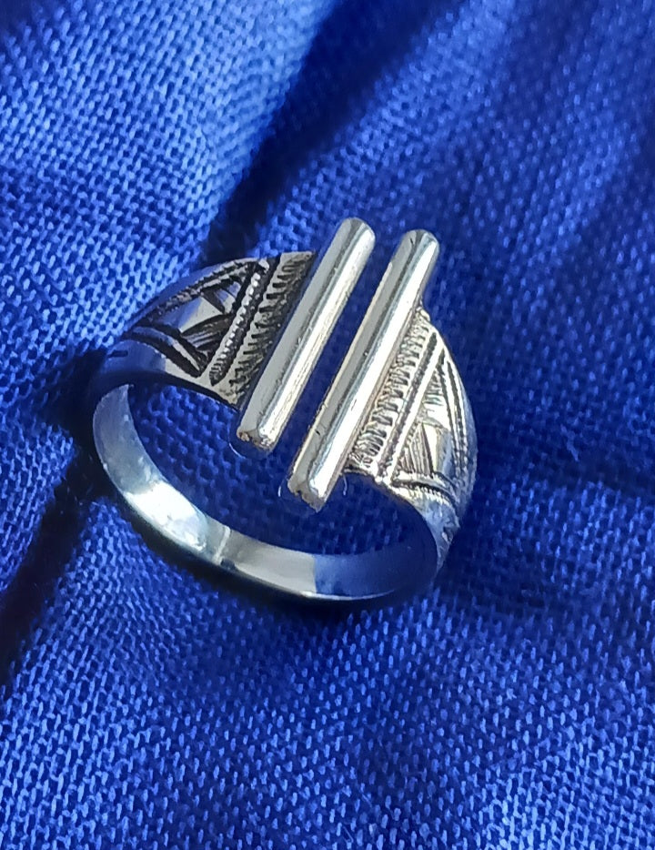 Bague touareg en argent massif