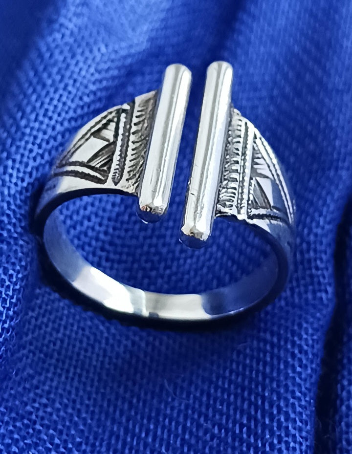Bague touareg en argent massif