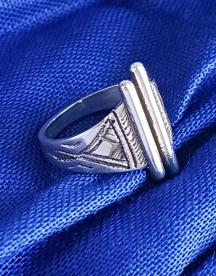 Bague touareg en argent massif