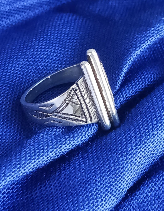 Bague touareg en argent massif