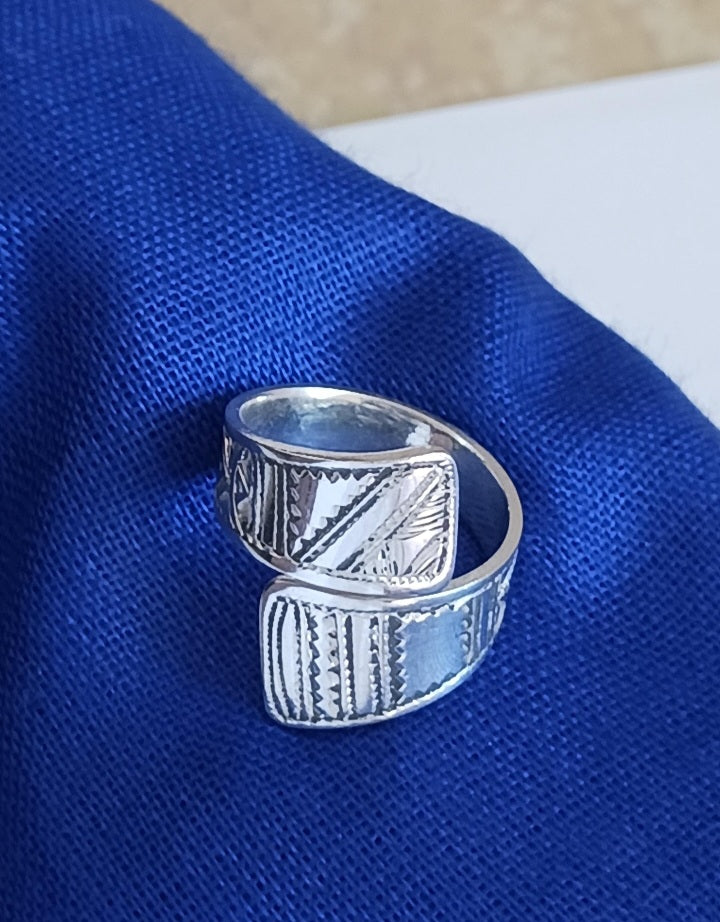 Bague touareg en argent massif