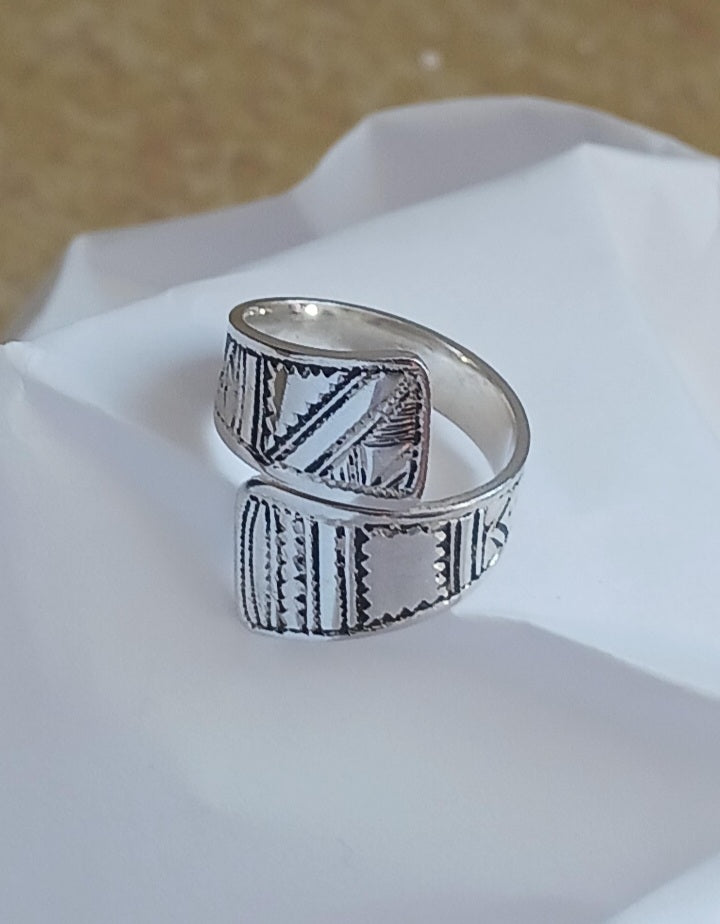 Bague touareg en argent massif
