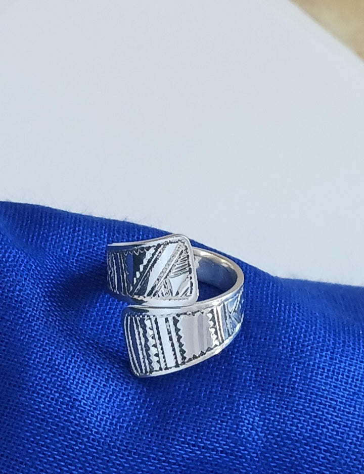 Bague touareg en argent massif