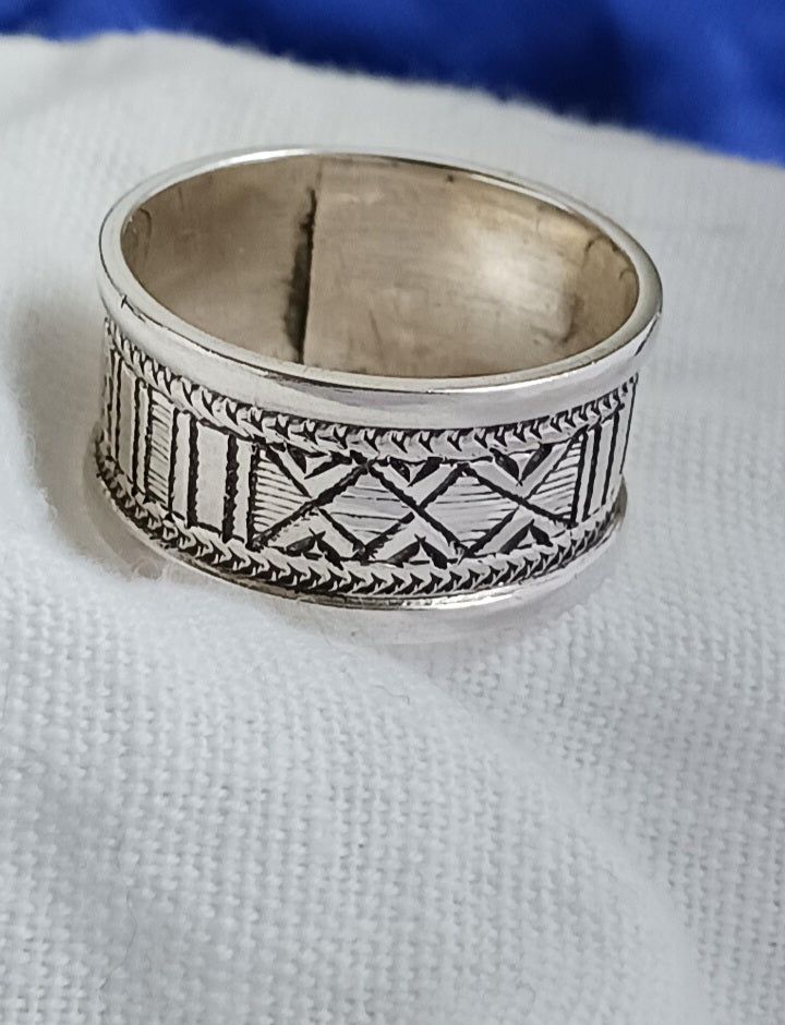 Bague touareg en argent massif