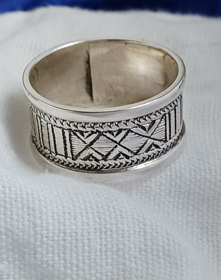 Bague touareg en argent massif