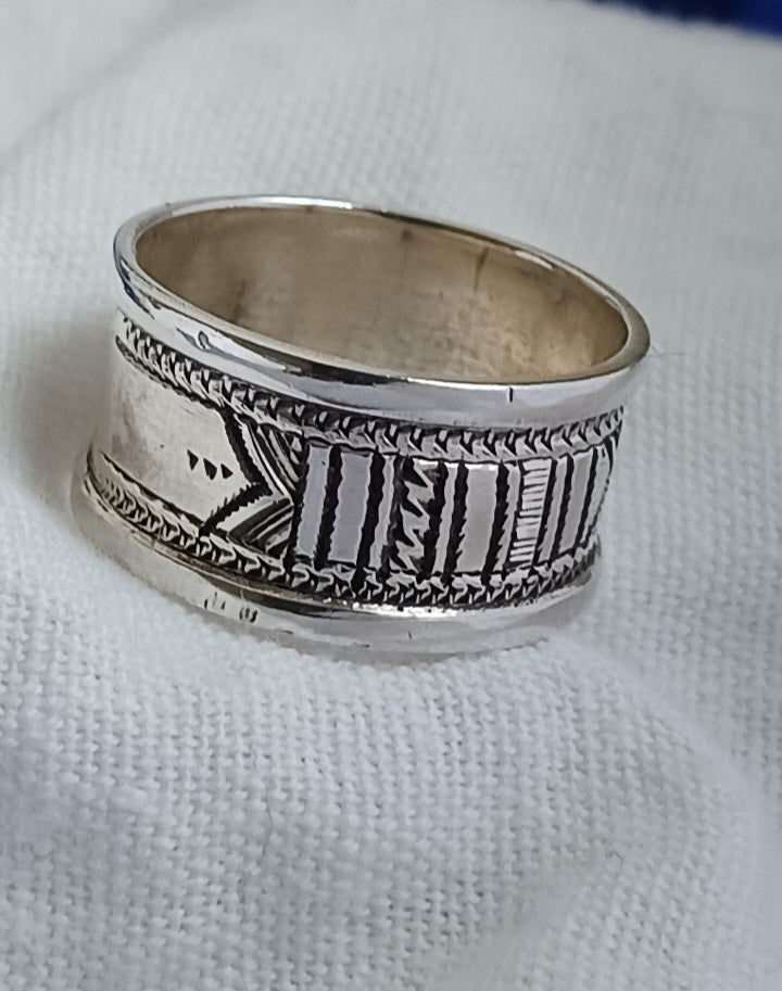 Bague touareg en argent massif