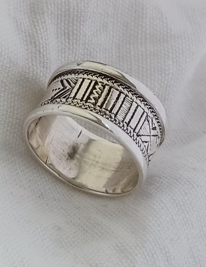 Bague touareg en argent massif