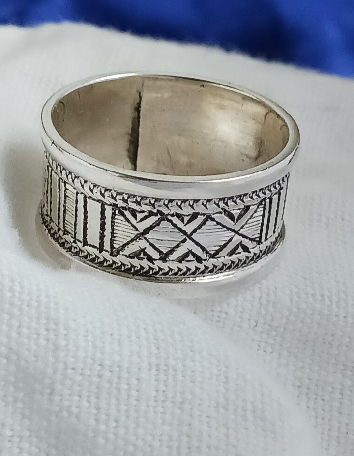 Bague touareg en argent massif