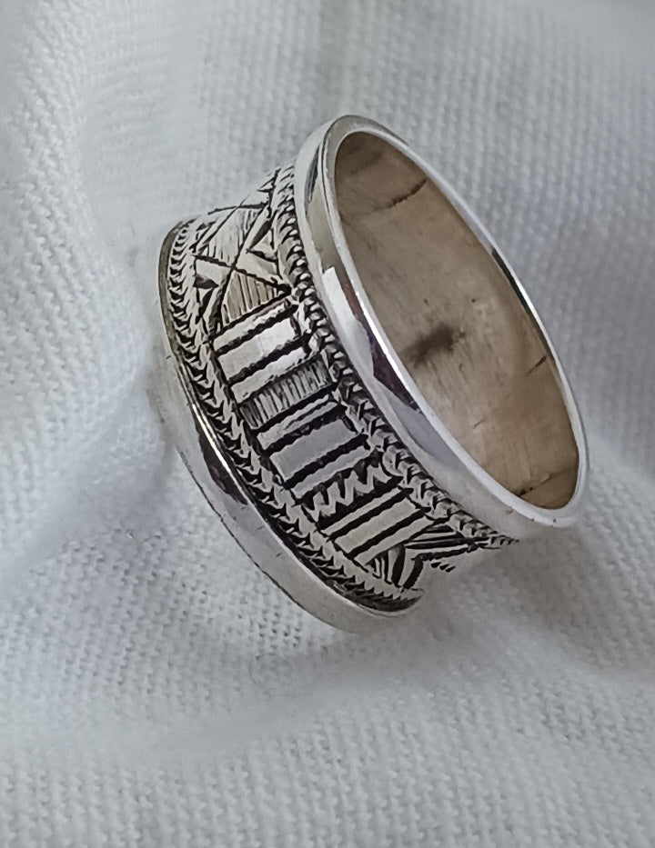 Bague touareg en argent massif