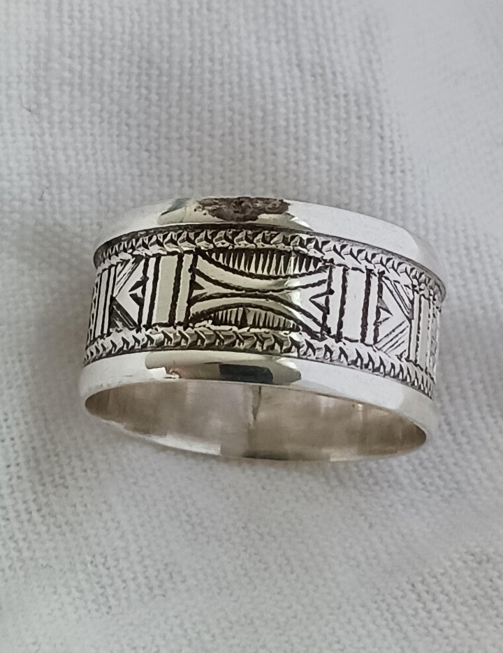 Bague touareg en argent massif