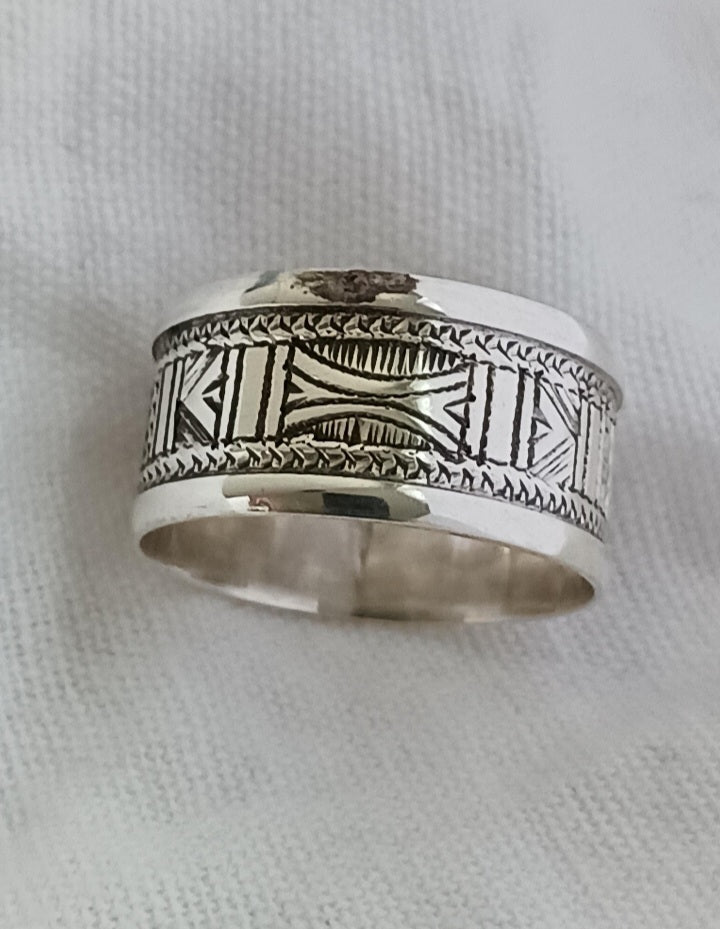 Bague touareg en argent massif