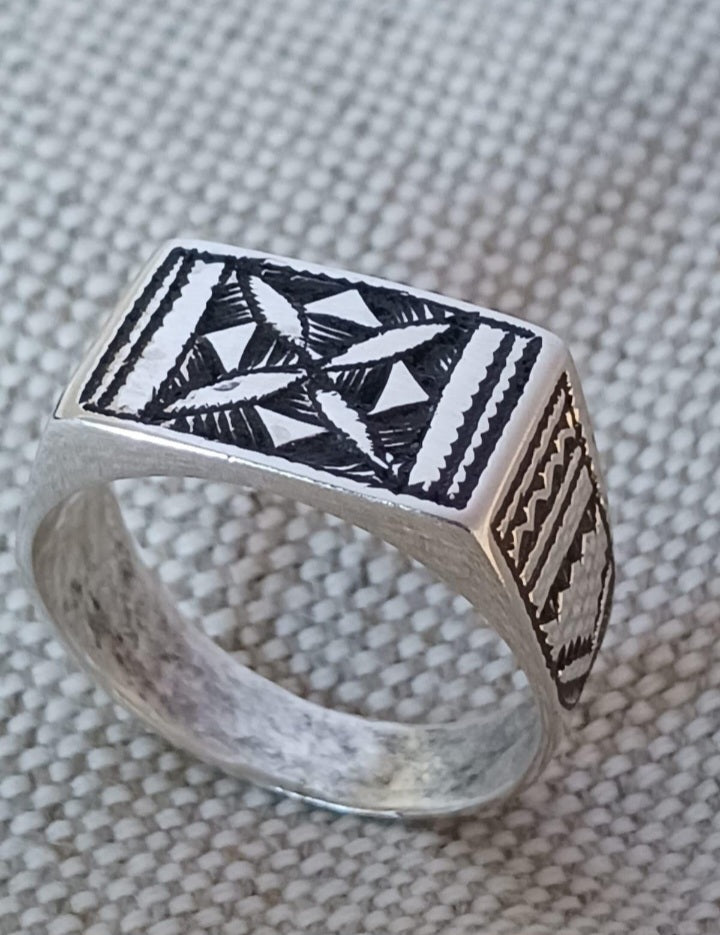 Bague touareg en argent massif