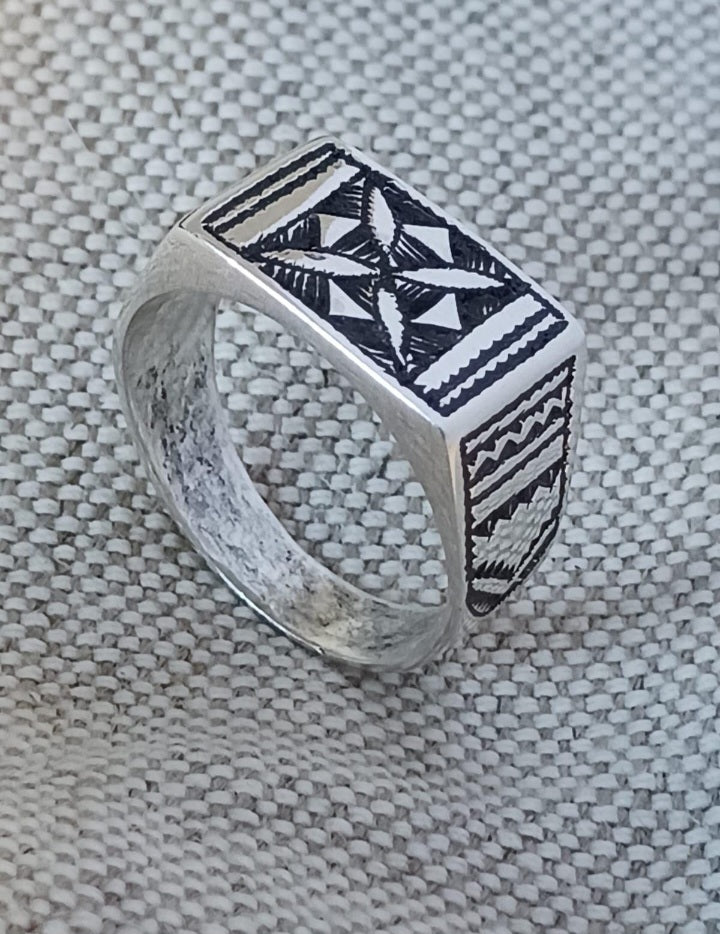 Bague touareg en argent massif