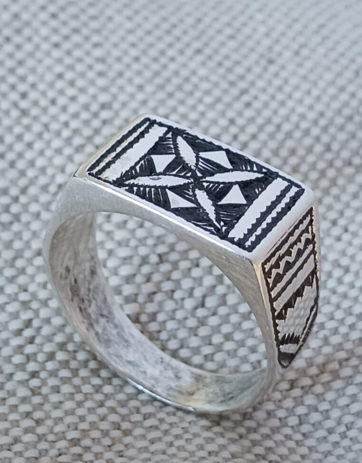 Bague touareg en argent massif
