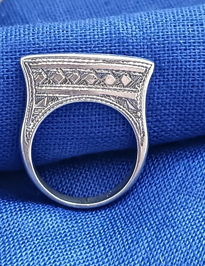 Bague touareg en argent massif
