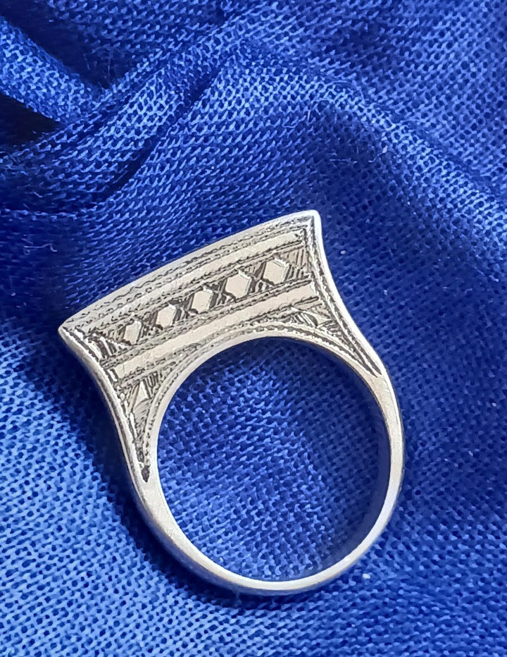 Bague touareg en argent massif