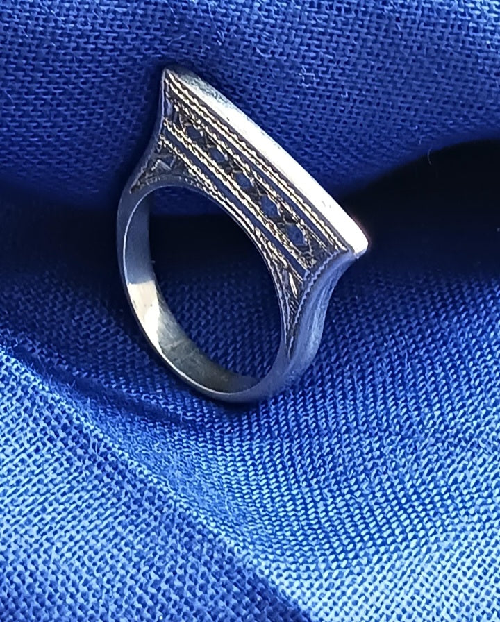 Bague touareg en argent massif
