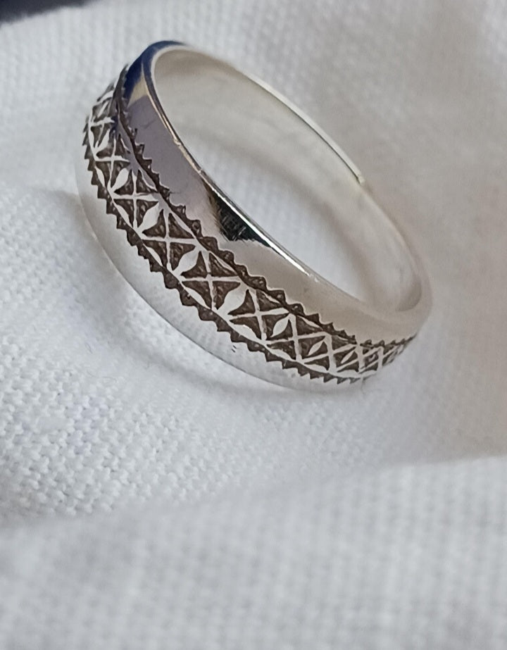 Bague touareg en argent massif