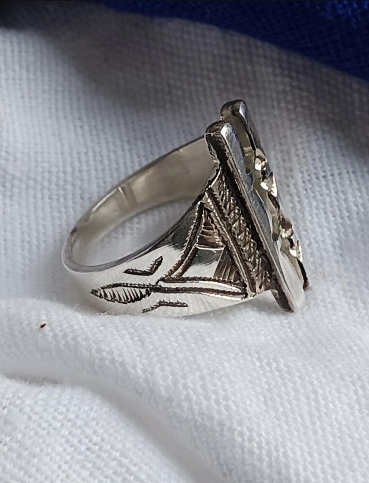 Bague touareg en argent massif