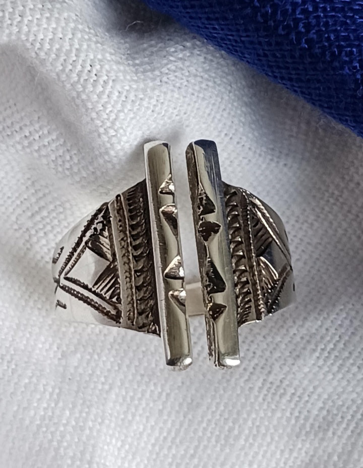Bague touareg en argent massif
