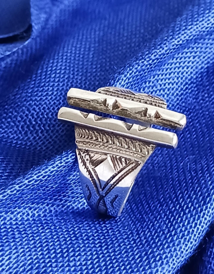 Bague touareg en argent massif