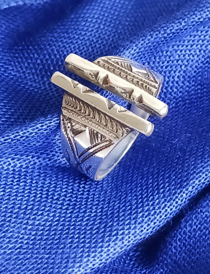 Bague touareg en argent massif