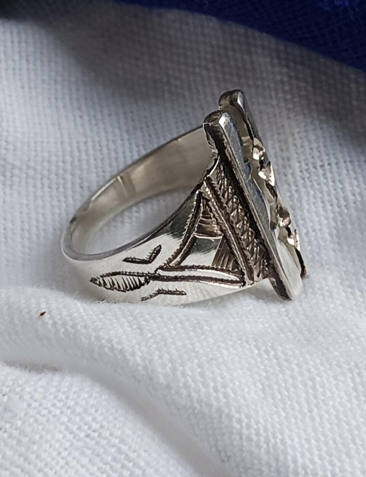 Bague touareg en argent massif
