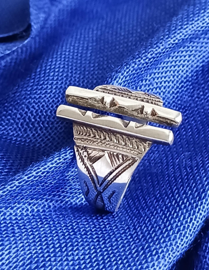Bague touareg en argent massif